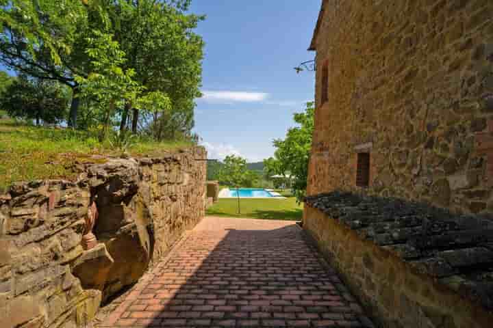 Casa en venta en Sinalunga