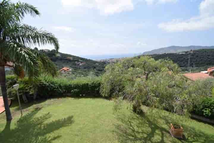 House for sale in Diano Marina