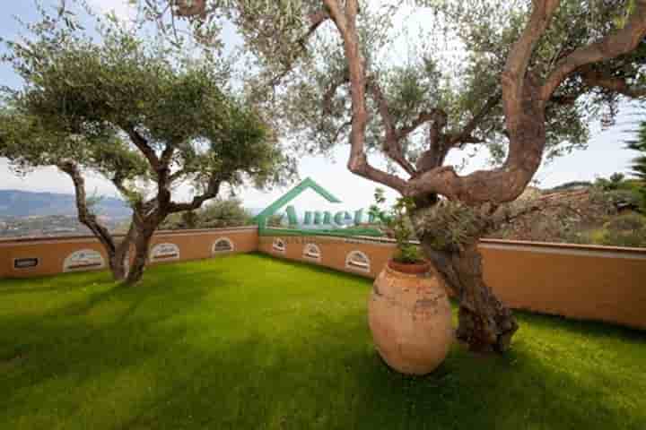 House for sale in Imperia