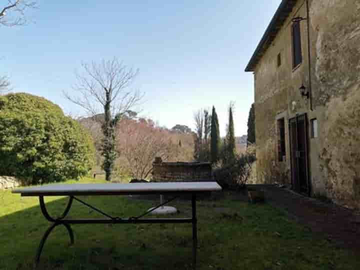 House for sale in Trequanda