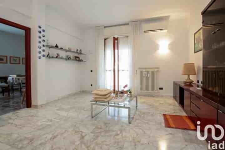 Apartment for sale in Genoa