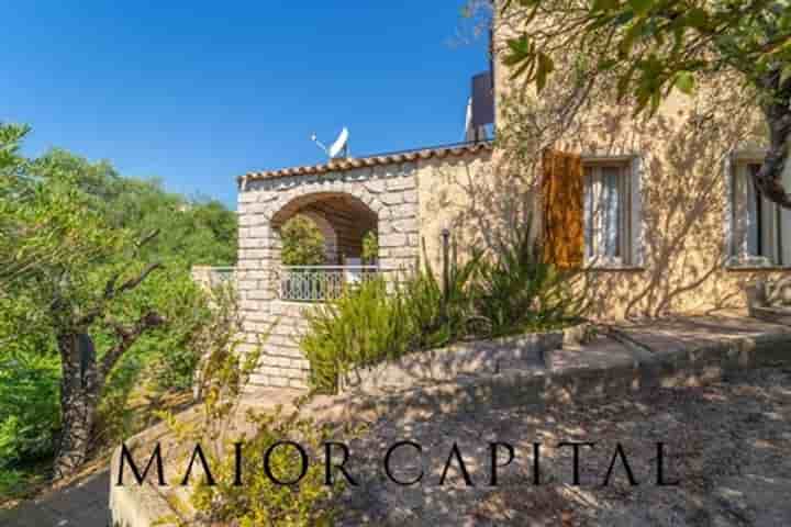 Maison à vendre à Olbia