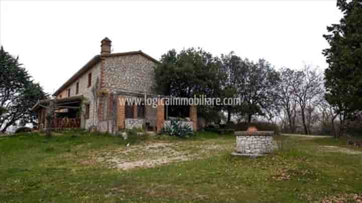 House for sale in Gubbio