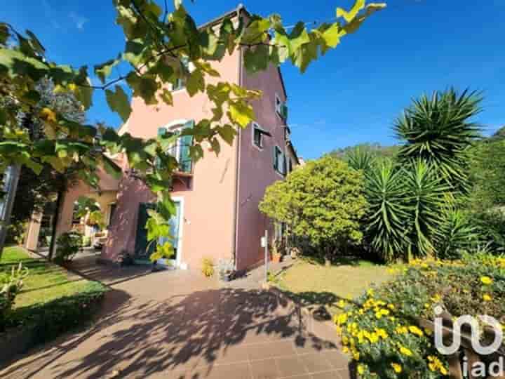 House for sale in Quiliano