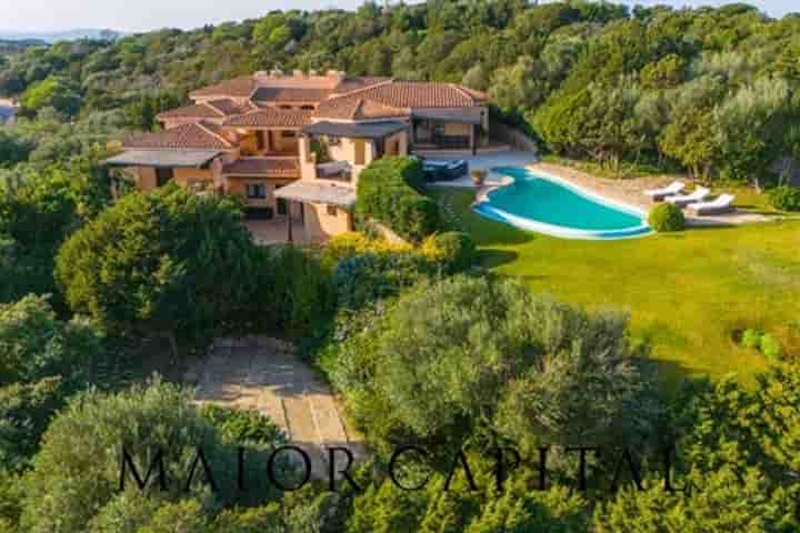 Casa in vendita a Arzachena