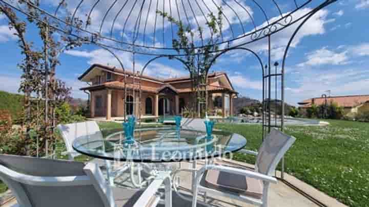 House for sale in Massarosa