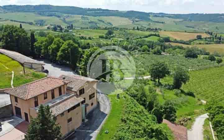 Hus till salu i Montepulciano