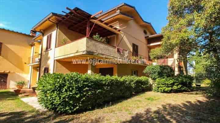 House for sale in Arezzo