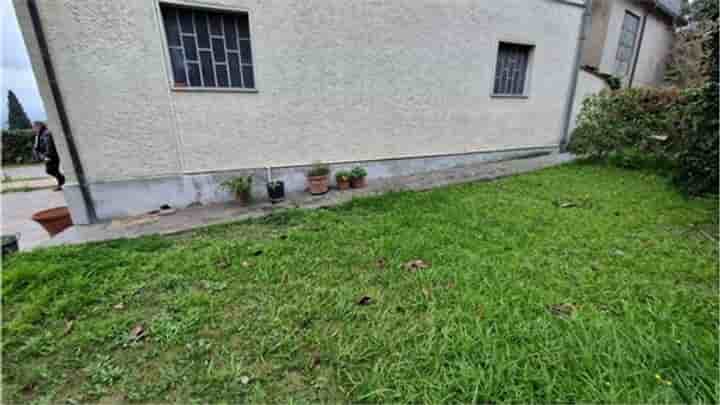 House for sale in Lucignano