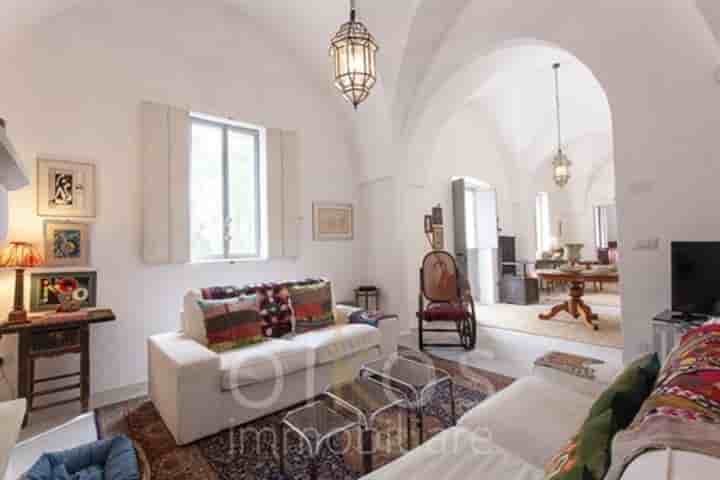 House for sale in Oria