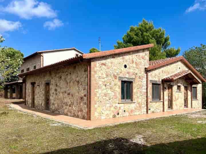 Casa in vendita a Massa Martana