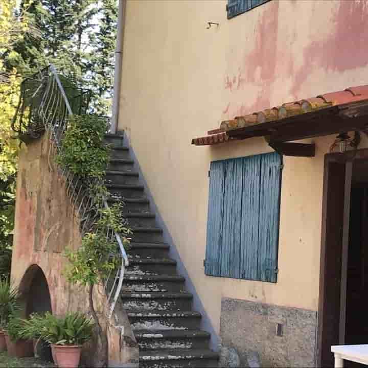 House for sale in Montevarchi