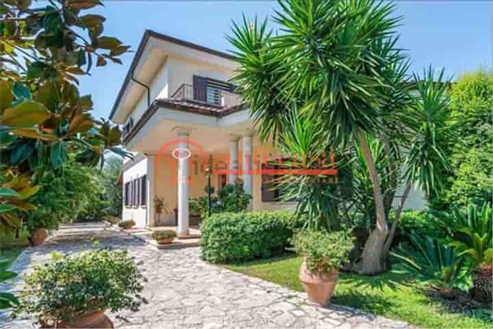 House for sale in Trani
