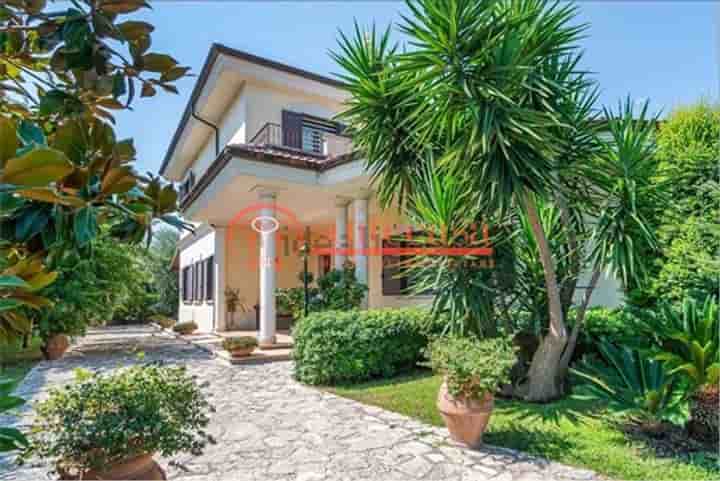 House for sale in Trani