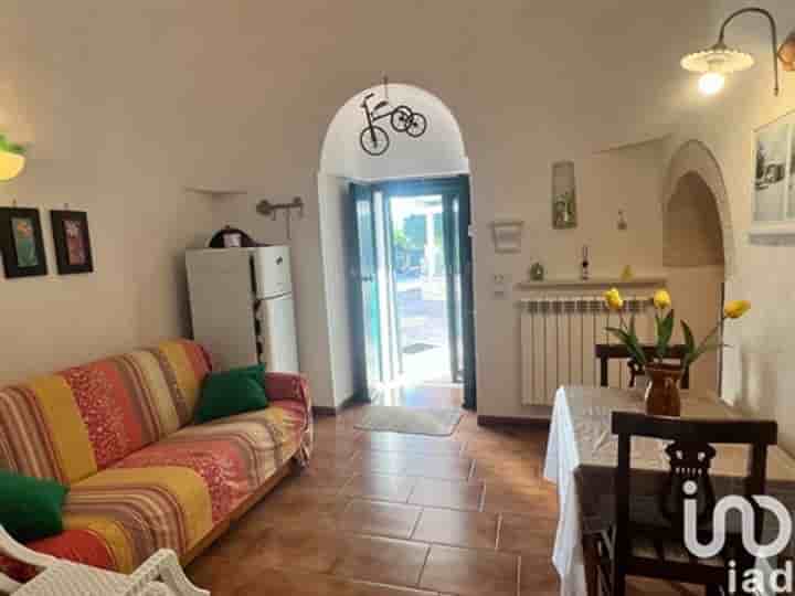 Casa en venta en Cisternino