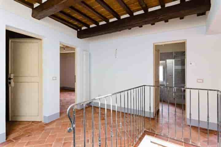 Apartment for sale in Cortona