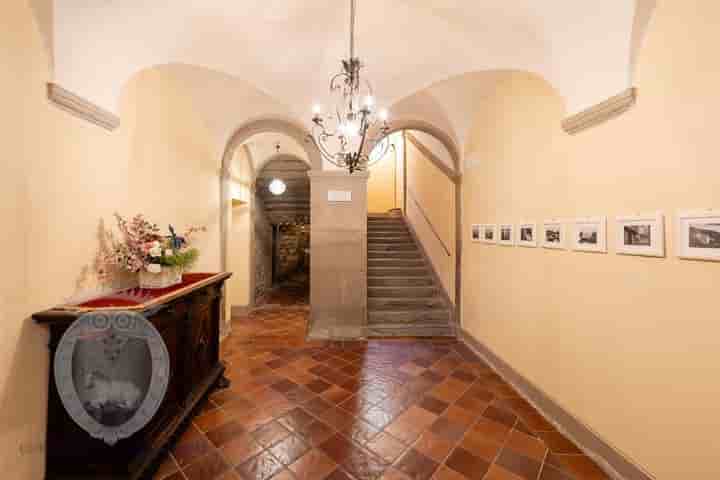 Apartment for sale in Cortona