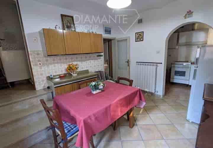 House for sale in Castiglione del Lago