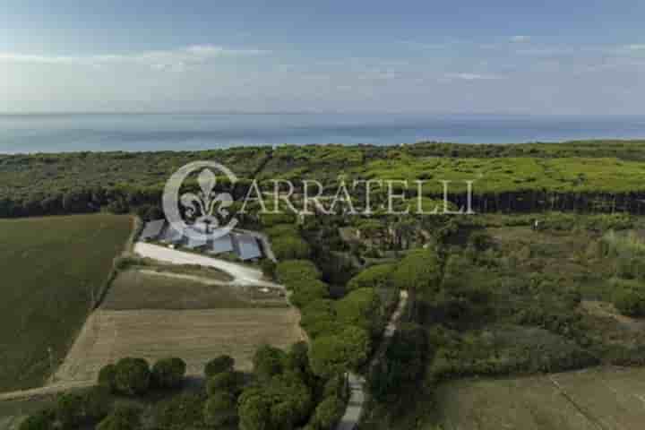 House for sale in Castagneto Carducci