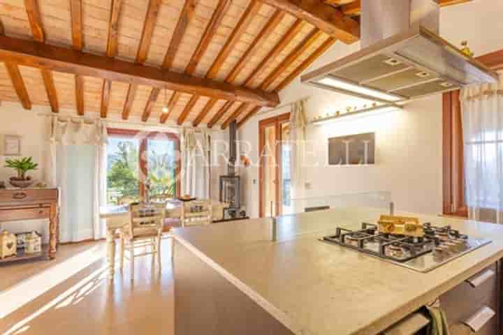 House for sale in San Vincenzo