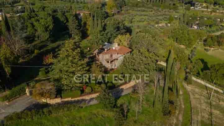 Haus zum Verkauf in Arezzo