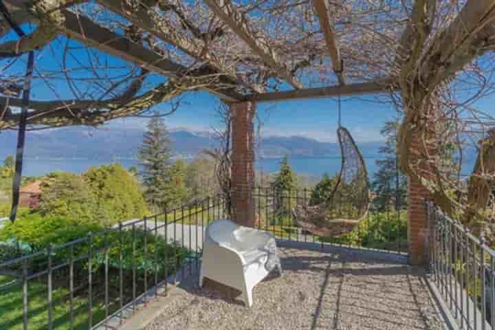 Casa en venta en Stresa