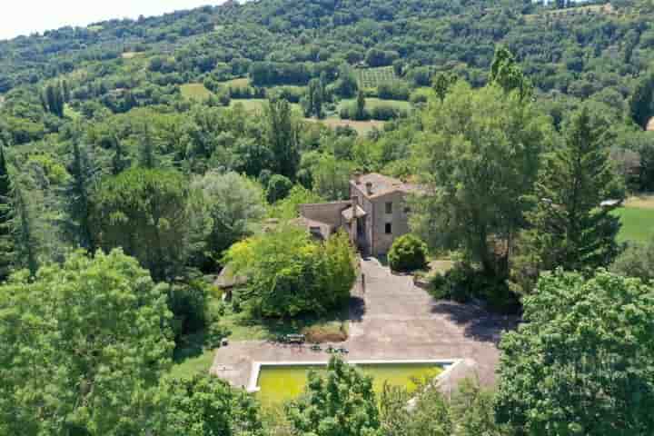 Altro in vendita a Montone