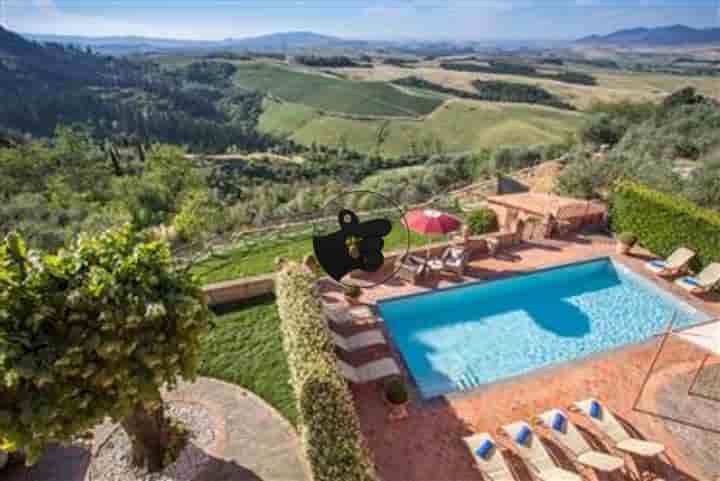 House for sale in Peccioli