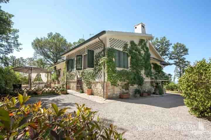 House for sale in Trequanda