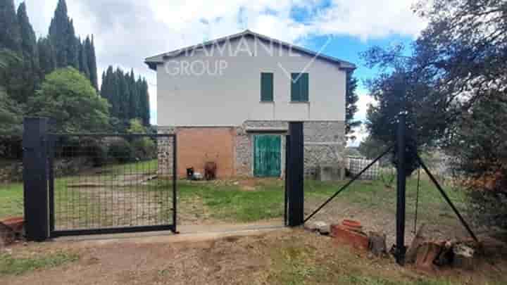 House for sale in Scansano