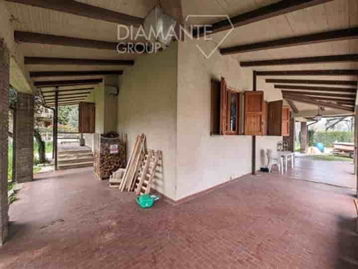 Casa in vendita a Castiglione del Lago