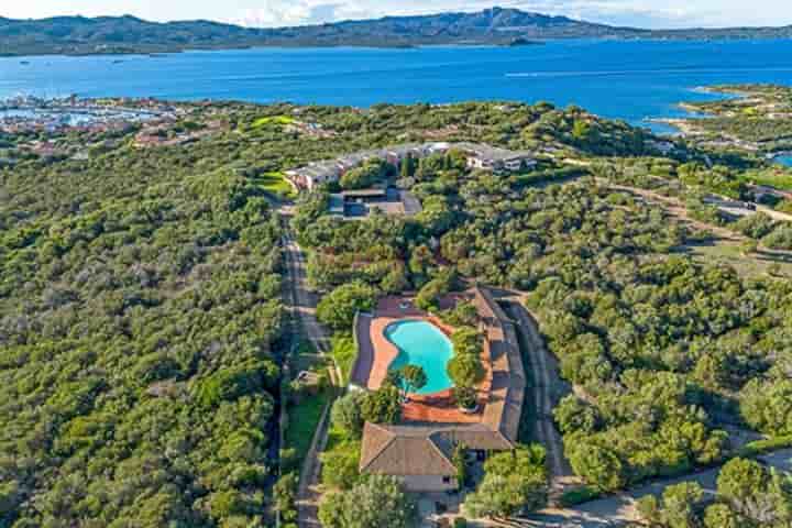 Outro para venda em Porto Rotondo