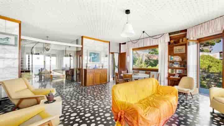 House for sale in Varazze