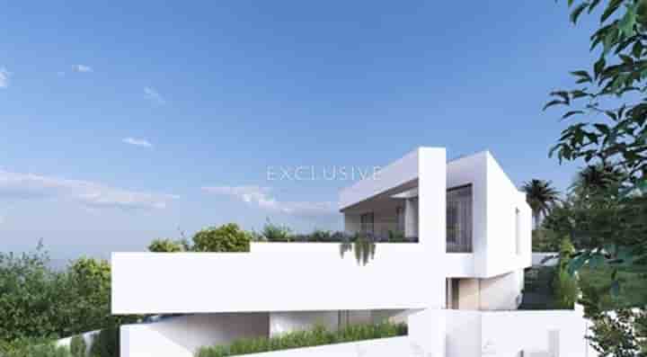 property.type.building zum Verkauf in Lagos