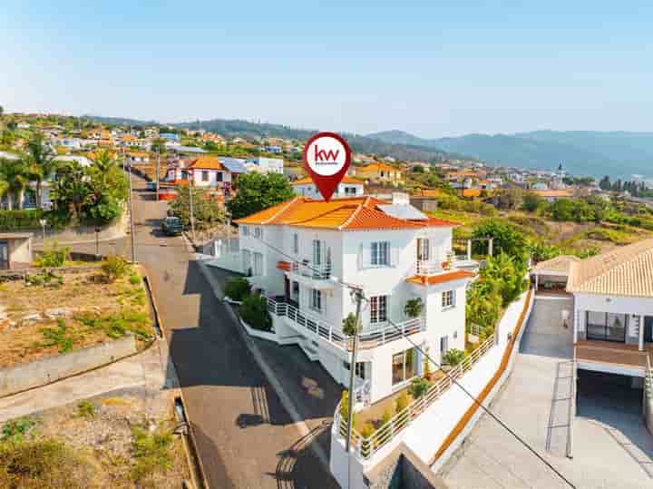 Haus zum Verkauf in Estreito Da Calheta