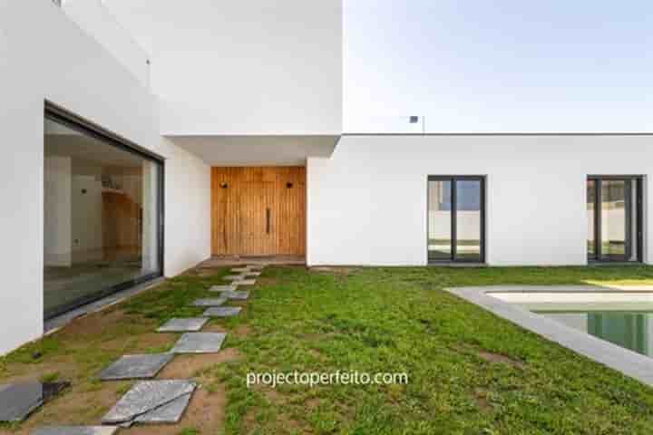 Casa en venta en Arcozelo