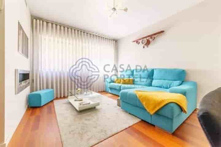 Apartment for sale in Baguim Do Monte (Rio Tinto)