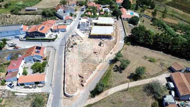 Casa para venda em Alvorninha