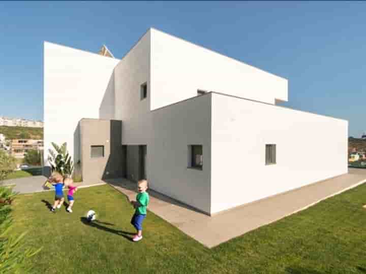 House for sale in Albufeira (Olhos de Água)