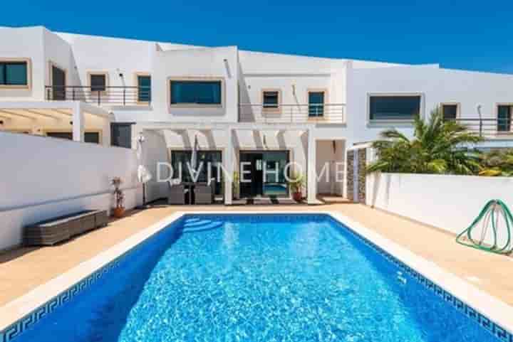 Casa en venta en Albufeira (Olhos de Água)