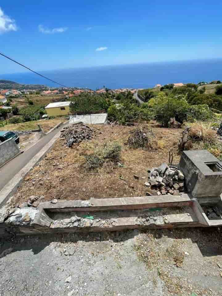 Haus zum Verkauf in Estreito Da Calheta