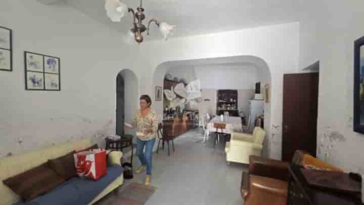 House for sale in Moncarapacho e Fuseta