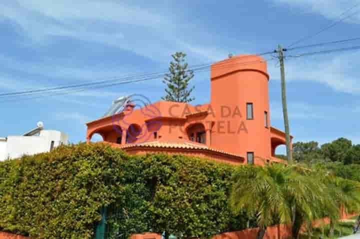 House for sale in Quarteira