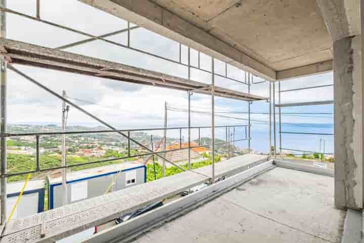 Wohnung zum Verkauf in Estreito De Câmara De Lobos