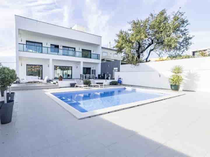 Casa en venta en Loulé (São Clemente)