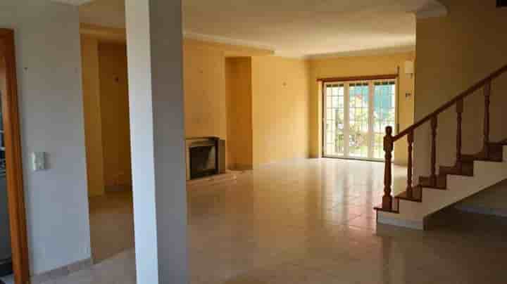 House for sale in Turquel