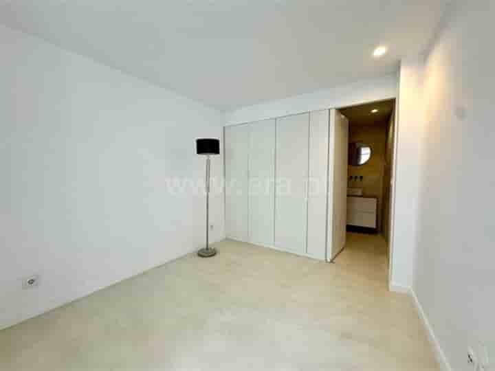 Apartment for sale in Misericórdia
