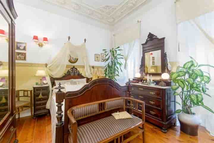Apartment for sale in Campo de Ourique
