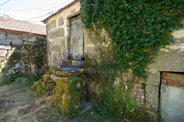 Haus zum Verkauf in Bustelo, de Carneiro e de Carvalho de Rei