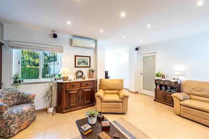 House for sale in Carcavelos e Parede